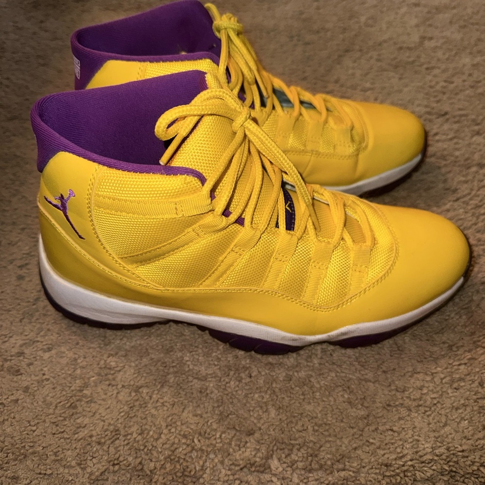 Like New Custom Yellow and Purple 11s  Size 10 - Picture 2 of 6